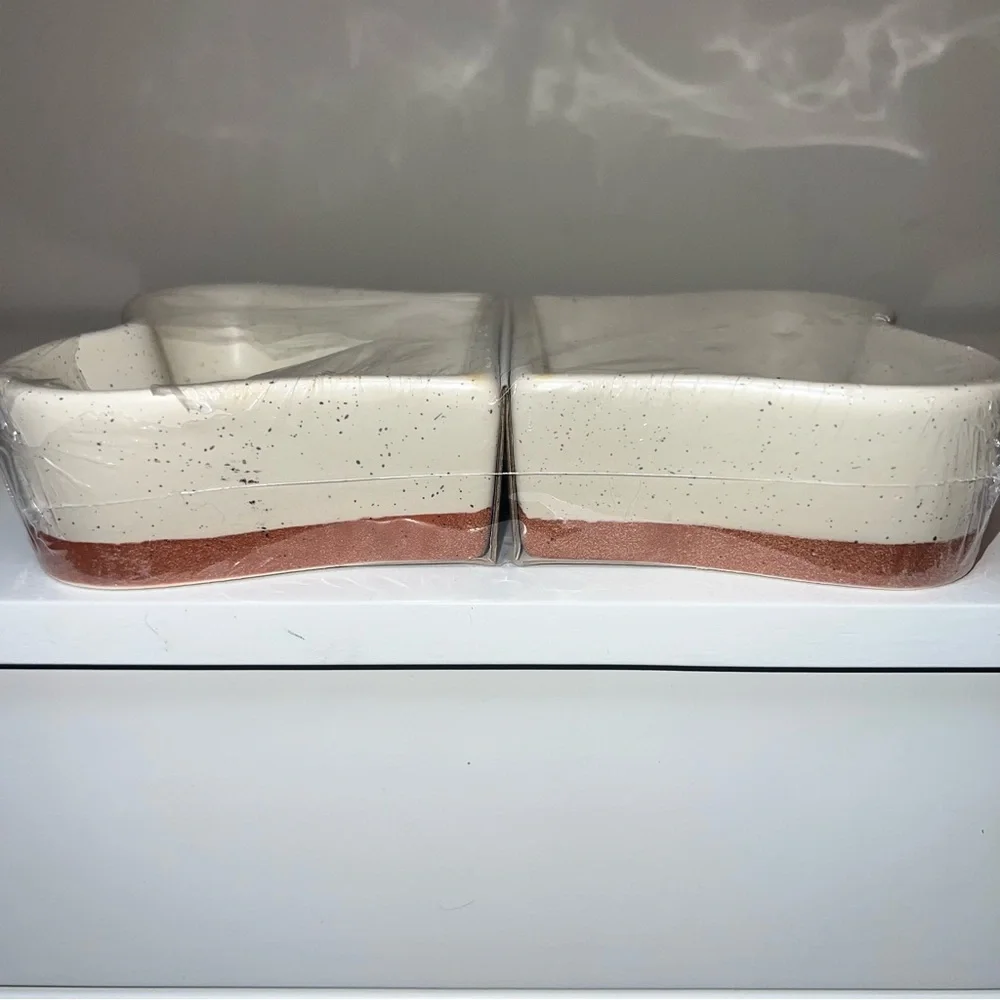 Dog Bone Shaped Feeding Dish Ceramic